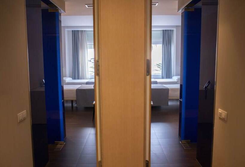 غرفة سوبيريور مطلّة علي البحر, El Globo