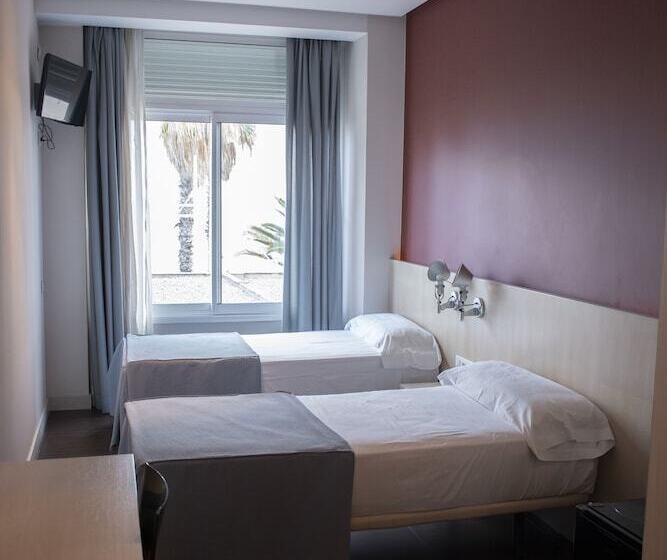 غرفة سوبيريور مطلّة علي البحر, El Globo