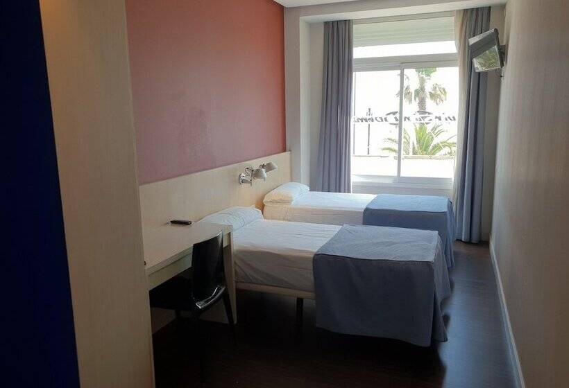 غرفة سوبيريور مطلّة علي البحر, El Globo