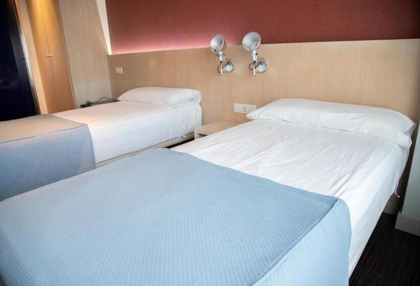 غرفة سوبيريور مطلّة علي البحر, El Globo