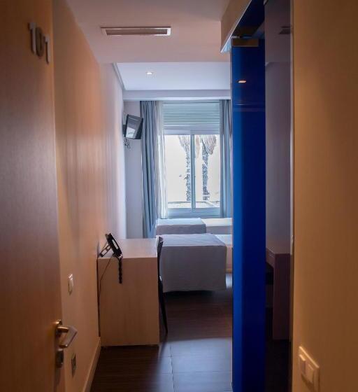 غرفة سوبيريور مطلّة علي البحر, El Globo