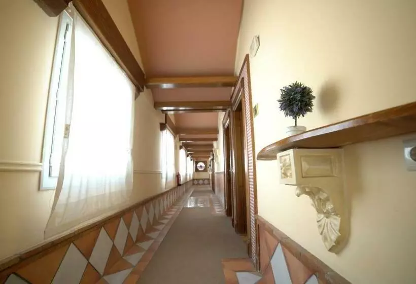 スタンダードルーム, Balneario De Alicún De Las Torres