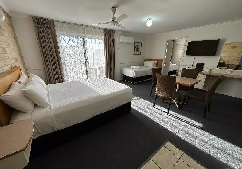 سوئیت 2 خوابه, Best Western Ambassador Motor Lodge