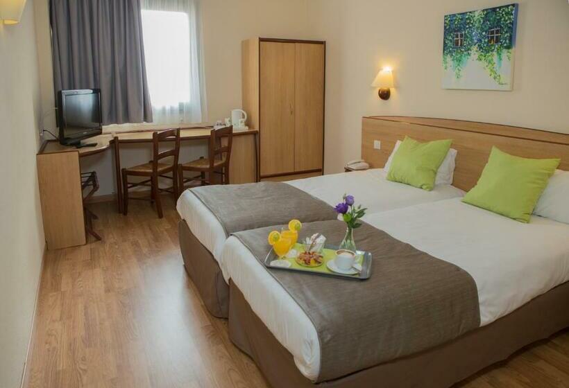 スタンダードルーム, YIT Ciudad de Elche