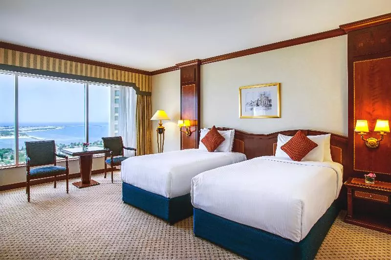 اتاق لوکس, Corniche Hotel Abu Dhabi