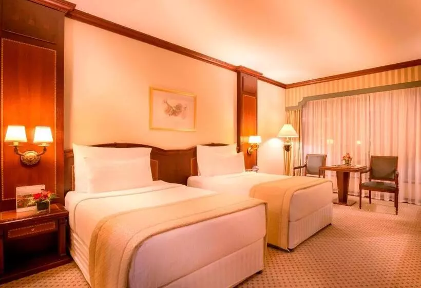 اتاق لوکس, Corniche Hotel Abu Dhabi