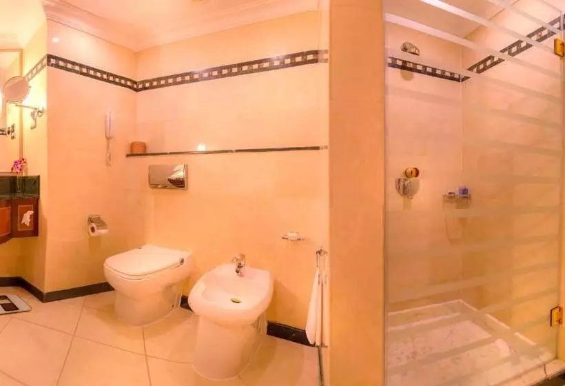 سوئیت خانواده 2 خوابه, Corniche Hotel Abu Dhabi