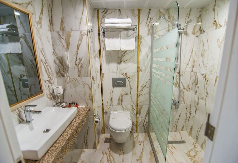 디럭스 룸, Dundar