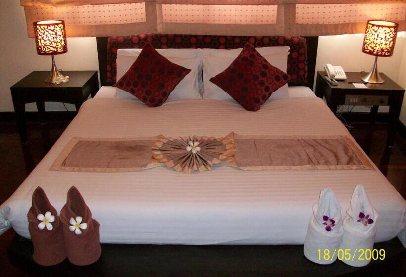 سوییت جونیور, Grand Jomtien Palace Hotel   Sha Extra Plus