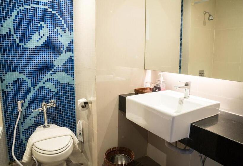 Quarto Superior Primeiro Andar, Grand Jomtien Palace Hotel   Sha Extra Plus