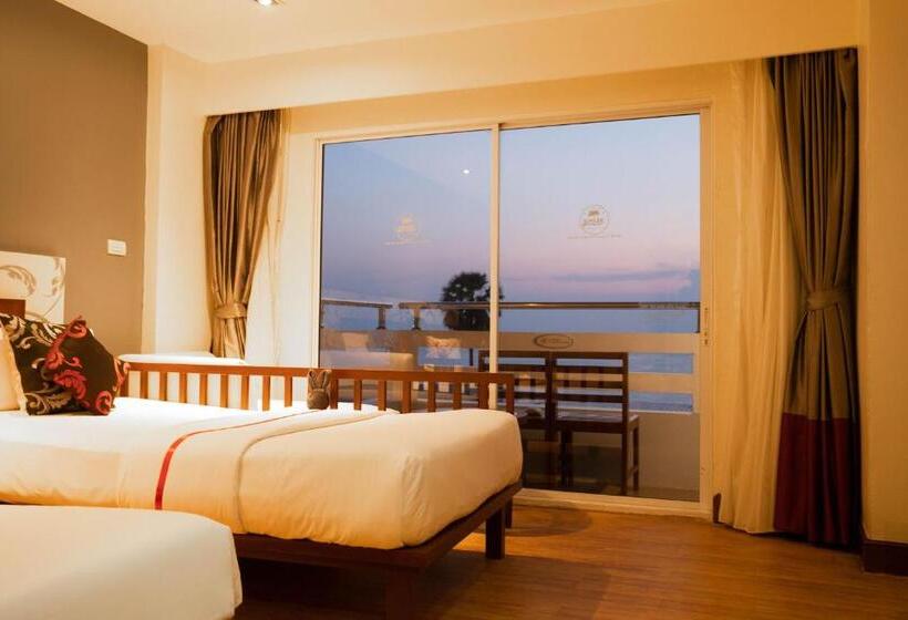 Triple Room Sea View, Grand Jomtien Palace Hotel   Sha Extra Plus