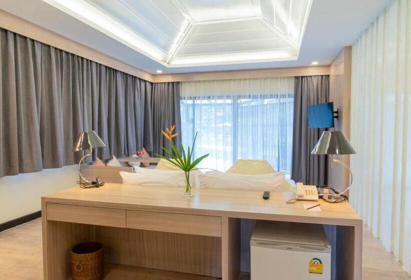 Bungalow Familiar, Grand Jomtien Palace Hotel   Sha Extra Plus