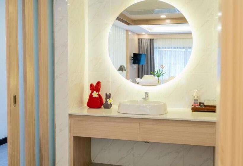 بنگله خانوادگی, Grand Jomtien Palace Hotel   Sha Extra Plus