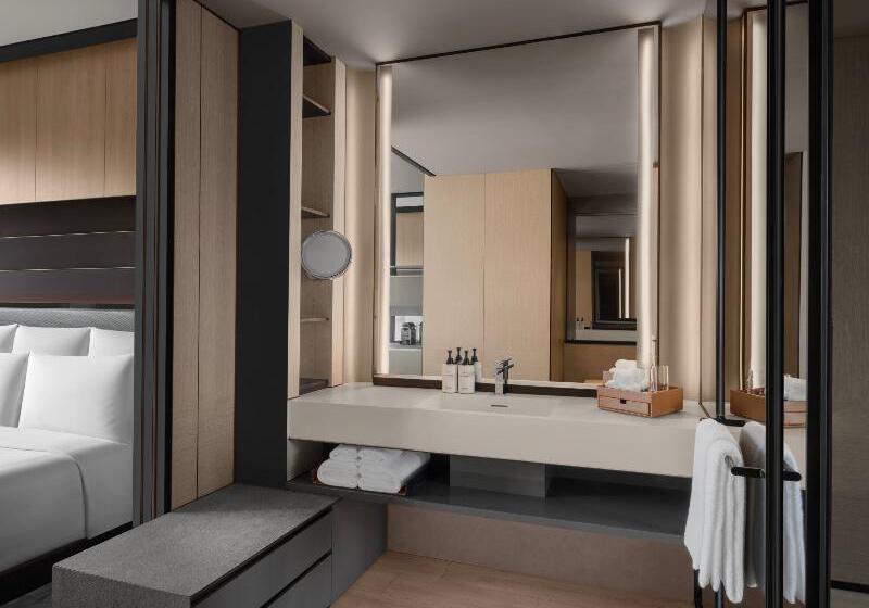 سوییت جونیور, Grand Jomtien Palace Hotel   Sha Extra Plus