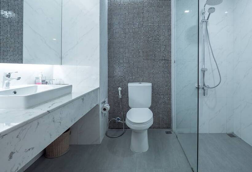 کلبه ییلاقی سوپریور یک خوابه, Grand Jomtien Palace Hotel   Sha Extra Plus