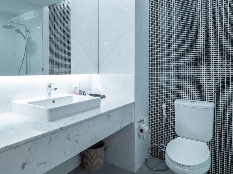 کلبه ییلاقی سوپریور یک خوابه, Grand Jomtien Palace Hotel   Sha Extra Plus