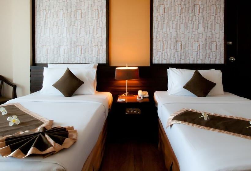 اتاق سوپریور با چشمانداز جانبی دریا, Grand Jomtien Palace Hotel   Sha Extra Plus