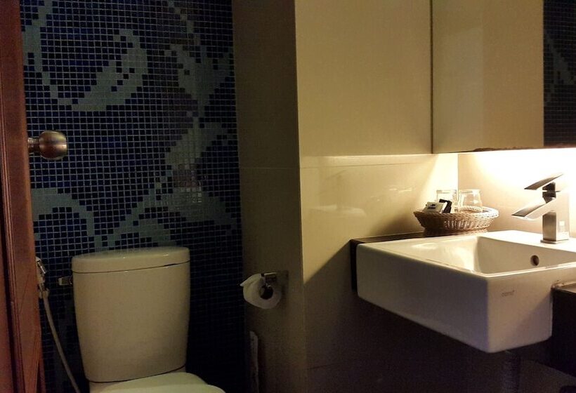 اتاق لوکس با چشمانداز دریا, Grand Jomtien Palace Hotel   Sha Extra Plus