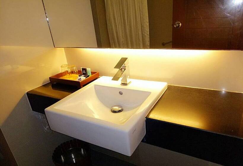 اتاق سوپریور در طبقه همکف, Grand Jomtien Palace Hotel   Sha Extra Plus