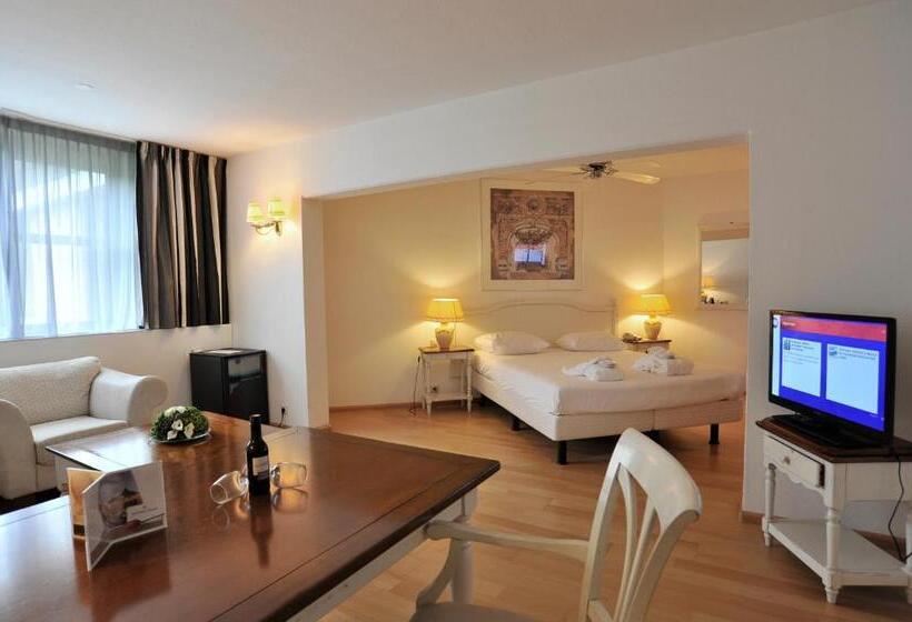 جناح جونيور, Heerlickheijd Van Ermelo