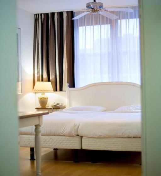 غرفة كومفورت, Heerlickheijd Van Ermelo