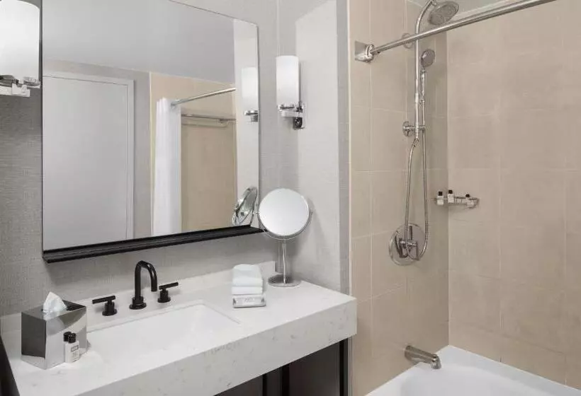 キングサイズベッドのスタンダードルーム, Hyatt Regency Jersey City on the Hudson