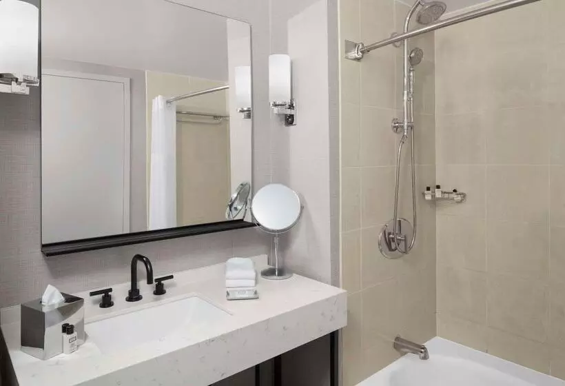 キングサイズベッドのスタンダードルーム, Hyatt Regency Jersey City on the Hudson