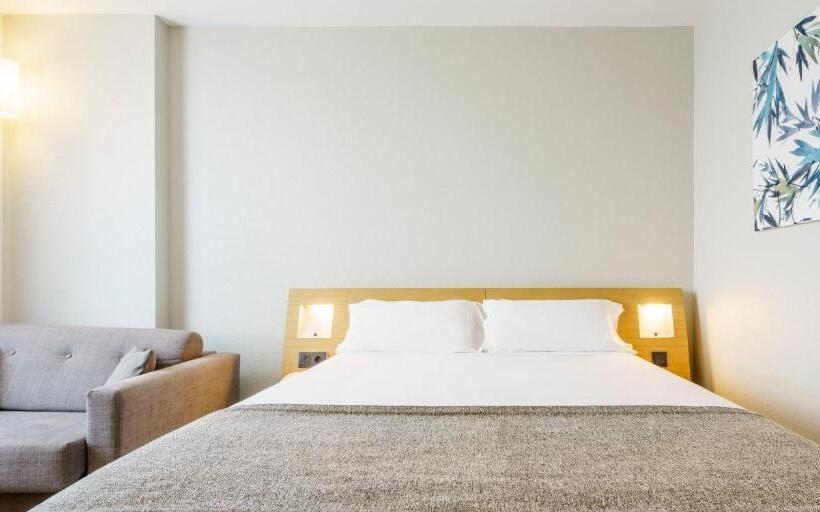 غرفة قياسية, Ilunion Valencia  4