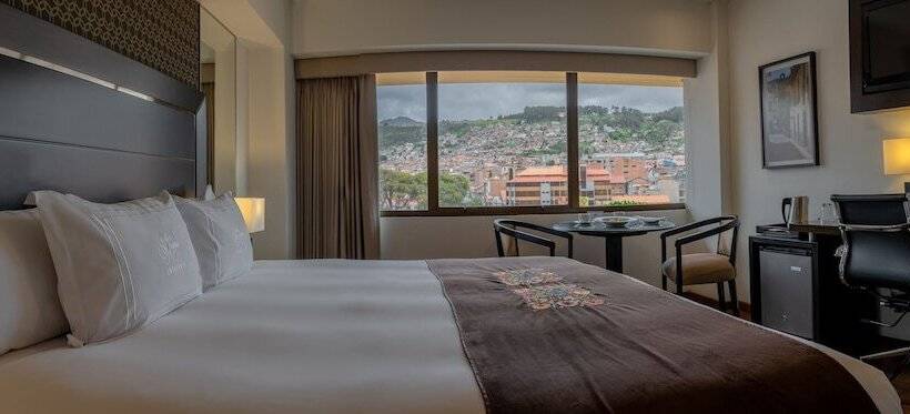 غرفة قياسية, Jose Antonio Cusco