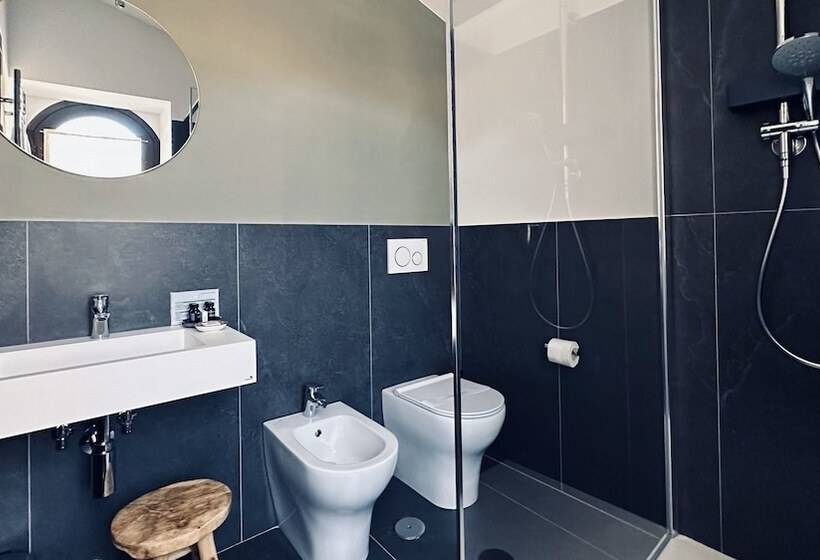 غرفة قياسية, Palazzo Piccolomini