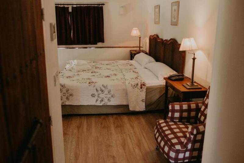 주니어 스위트, Posada De Valdezufre