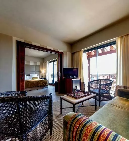 سوییت جونیور, Precise Resort El Rompido-The Hotel