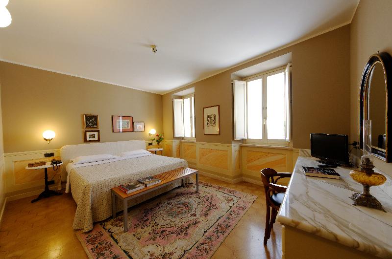 اتاق سوپریور, San Luca