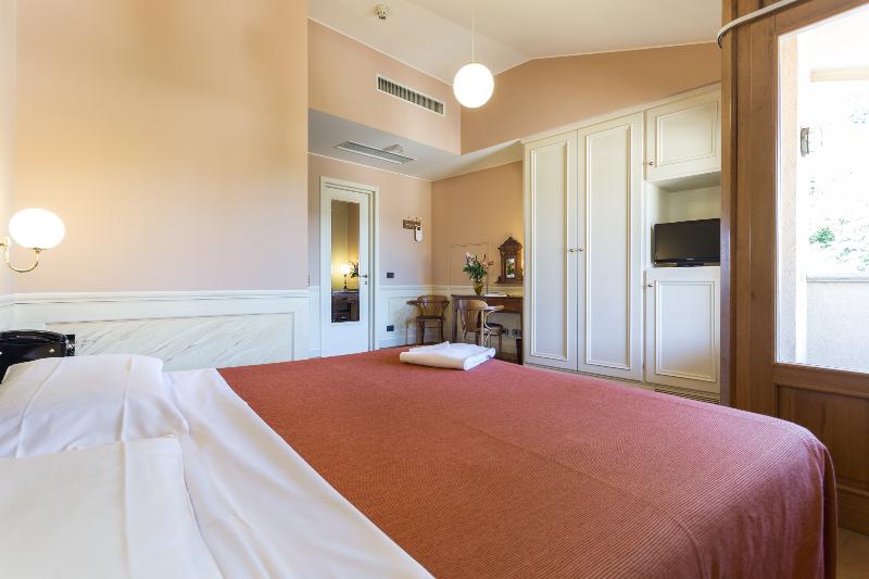 اتاق راحتی, San Luca