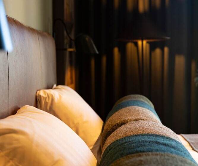 اتاق استاندارد سه نفره, Spar Hotel Gårda