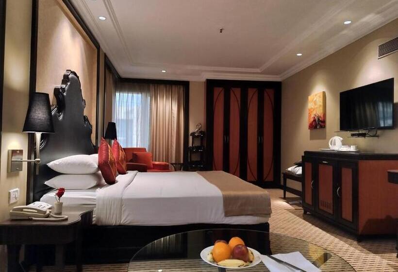 이그제큐티브 룸, St. Mark S