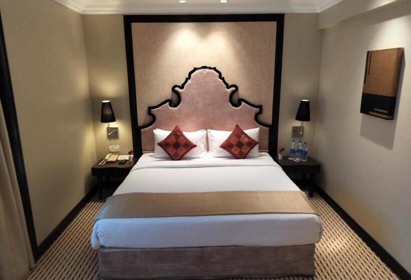 스위트, St. Mark S