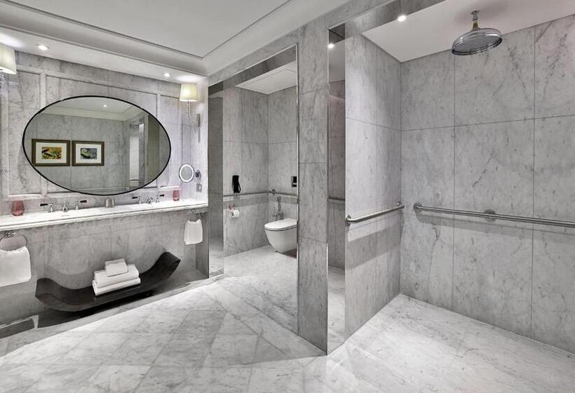 غرفة كلوب سرير كينج, The Ritzcarlton, Doha