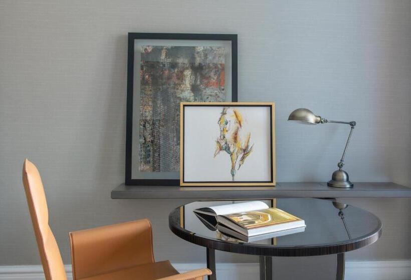 غرفة ديلوكس مطلّة علي البحر, The Ritzcarlton, Doha