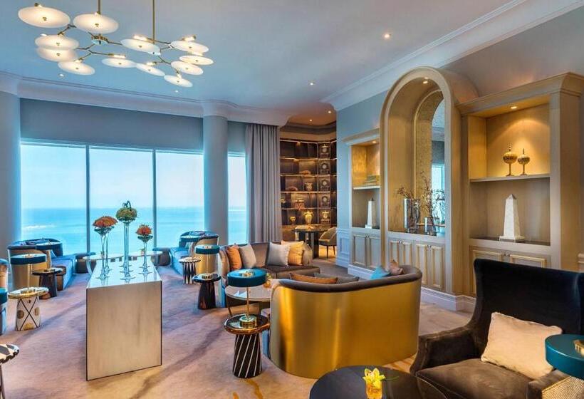 غرفة كلوب, The Ritzcarlton, Doha