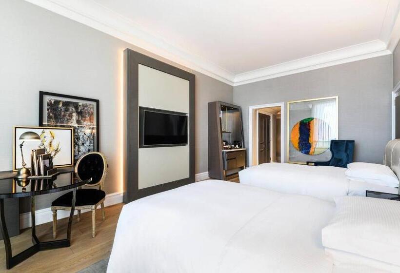 غرفة كلوب, The Ritzcarlton, Doha