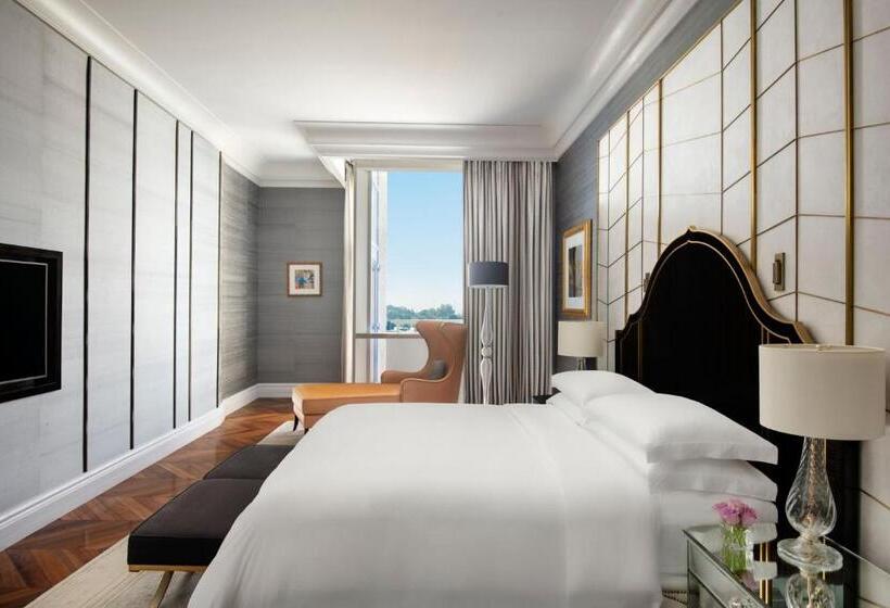 جناح, The Ritzcarlton, Doha