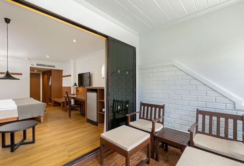 Номер Deluxe, Sunprime Kamala Beach