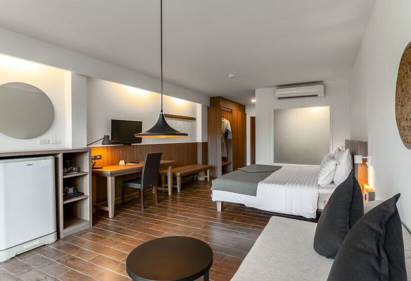 Номер Deluxe Вид на Бассейн, Sunprime Kamala Beach