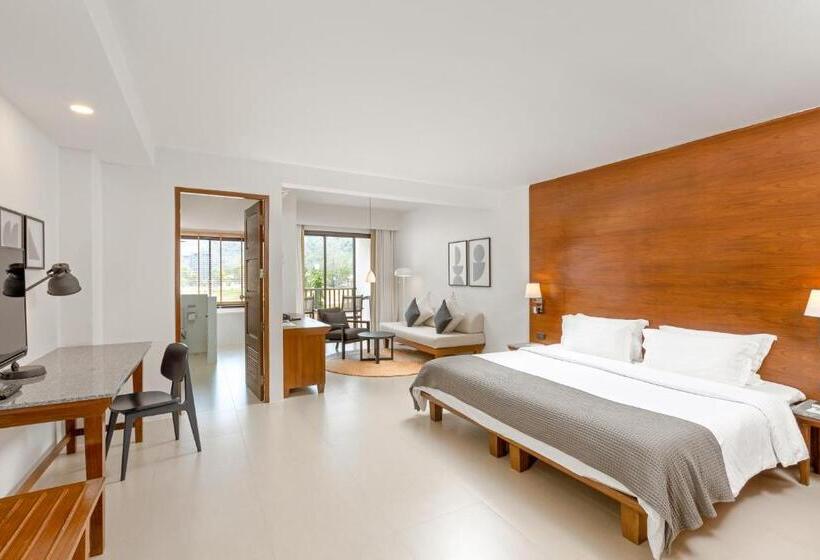 Полулюкс, Sunprime Kamala Beach