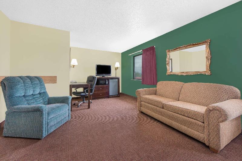 Номер Deluxe Вид на Бассейн, Sunprime Kamala Beach