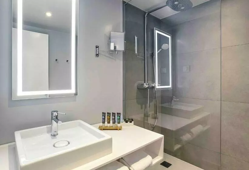 اتاق سوپریور, Novotel Edinburgh Centre