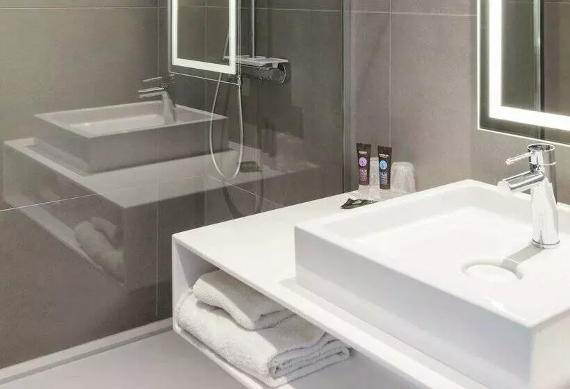 اتاق سوپریور, Novotel Edinburgh Centre