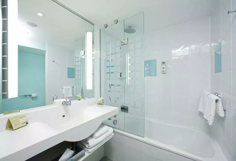 اتاق استاندارد, Novotel Edinburgh Centre