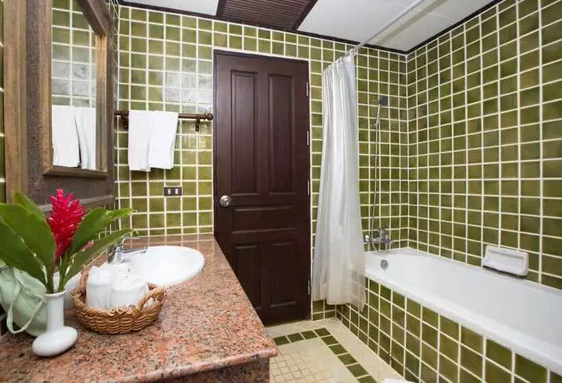 Deluxe Bungalow
